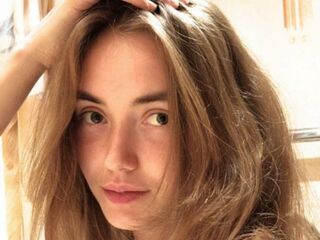 cam girl cam chat MargotMcerlean