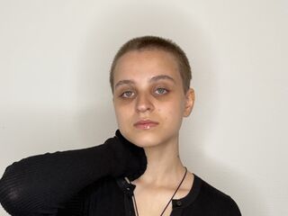 adult chatroom MargrettHussar