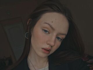 cam stripper MariamDarter