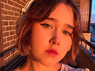 cyber sex MarilynSwinerton