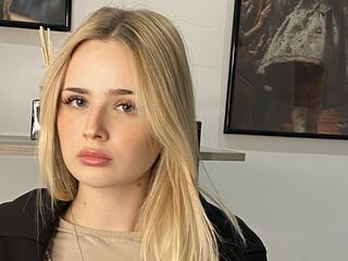 livesex video MarnieRhyner