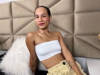 webcam babe chatroom MartinaAlba