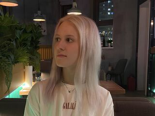 adult web cam chat MelissaOushens