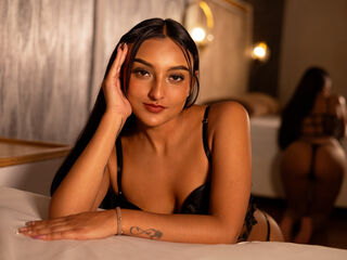 free chat room MelodyBetancourt