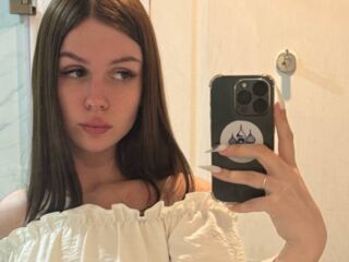 cam girl video chat MiaRioti