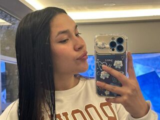 nude cam girl picture MiaThomp