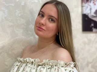 kinky webcam model MilaCarters
