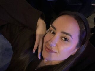 adult chat room MillaFord