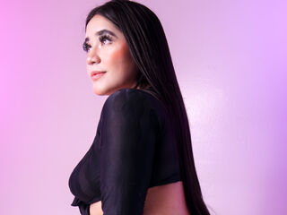 camslut showing pussy MillyBlake