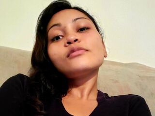 adult live webcam MonamiSmith