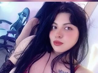 camgirl fingering shaved pussy NataliaVelvet