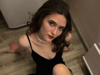 naughty camgirl picture NikiMilton