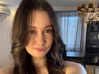 camgirl showing pussy OdetteCarl