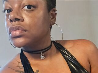 camwhore masturbating with vibrator OnyxDahlia