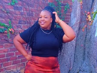 girl webcam show PearlyBrown