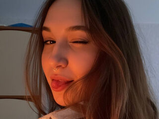 web chat RiannaBrown