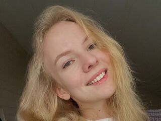 live sexshow RonaFichtner