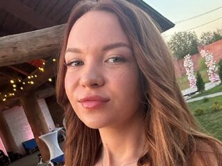 free chat room SadeBergum