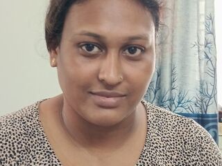 nude webcam girl picture SanjanaMarlo