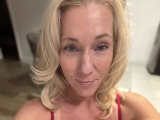 girl chatroom SarahLiberti