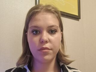 webcam bitch SaturninaLeavitt