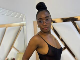 chat room webcam picture SelenaHadid