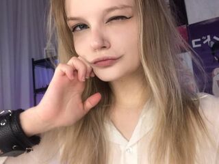 webcam girl chatroom ShelyMilan
