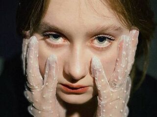 girl showing pussy SheryKozlowski