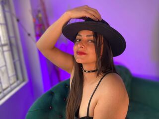 nude camgirl pic SkyReynolds
