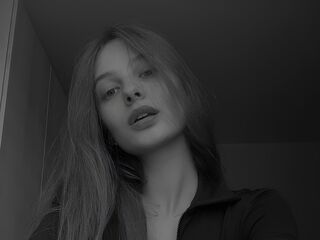 camslut masturbating SnoopikSun