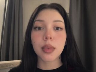 camgirl playing with sex toy SofyPhia