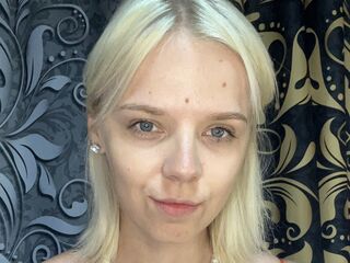 camslut topless SophiaKims
