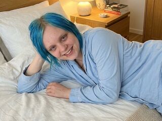 masturbating girl SundaySchwind