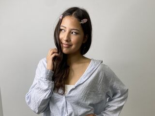 fingering webcam girl SuzannHedtke