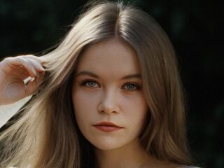 fingering webcamgirl TaitAppling