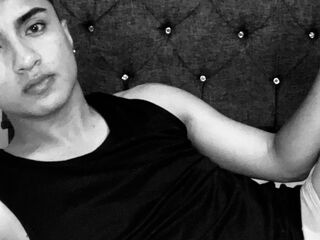 camgirl ThiagoCastell
