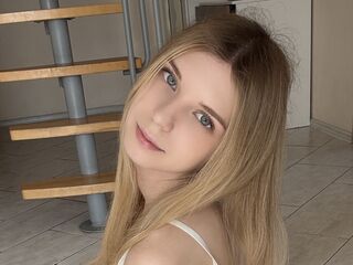 camslut webcam video ThoraBeskom