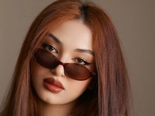 camslut naked ValeriaHosang