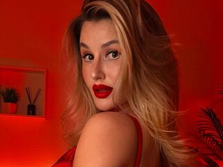 live strip tease show VictoriaRoxen
