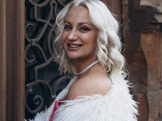 live sex cam WilsonAvery